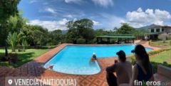 ALVARO MONSALVE - Finca à Venecia, Antioquia